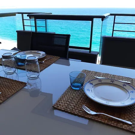 Vistas Mar Primera Linea Playa アパート プラヤ・デアロ
